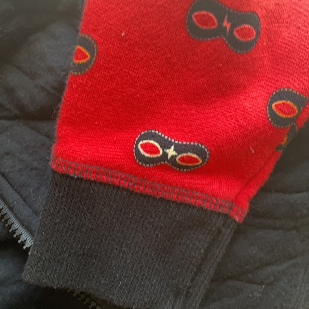 NWOT Cat & Jack black, quilted hooded zip up - Picture 4 of 8